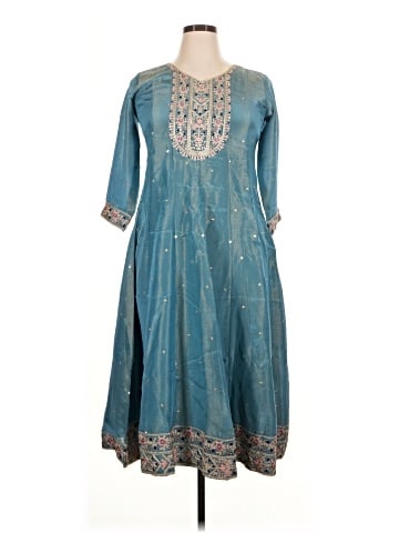 Unbranded Casual Dress (view 1)