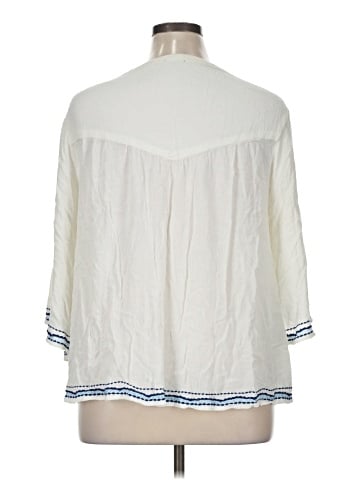 Hannah 3/4 Sleeve T-Shirt (view 2)