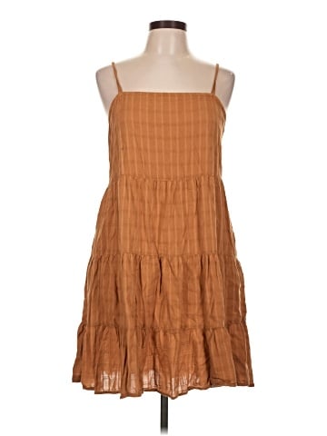 Old Navy Casual Dress (view 1)
