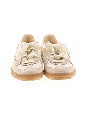 Puma Sneakers (view 2)