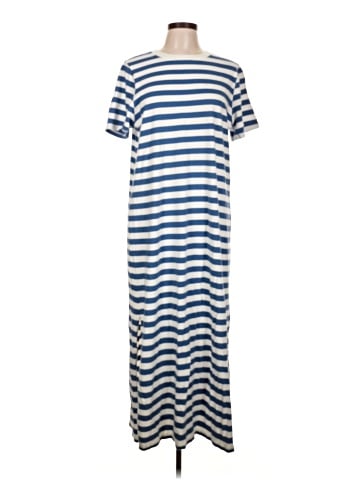 Old Navy Casual Dress (view 1)