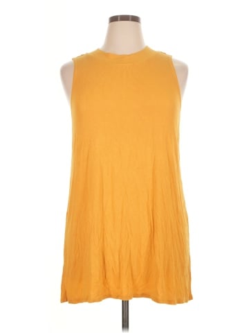 Logo Layers Sleeveless Top (view 1)