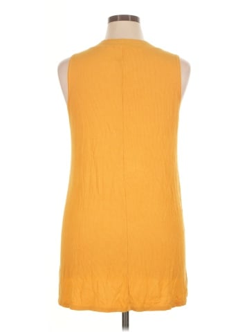 Logo Layers Sleeveless Top (view 2)