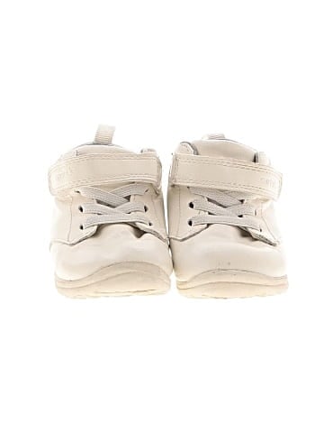 Carter's Booties (view 2)
