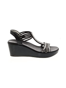 Kelly & Katie Wedges
