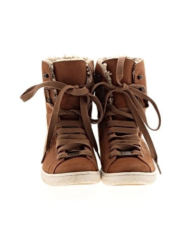 Ugg Sneakers (view 2)