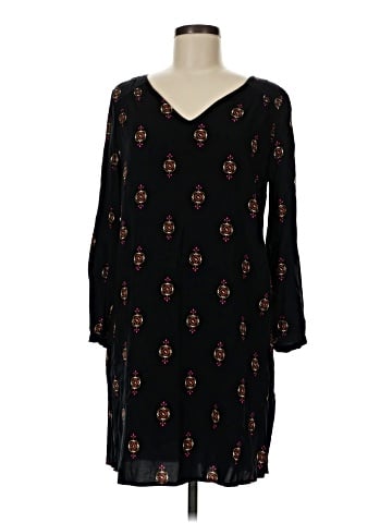 Old Navy Casual Dress (view 1)