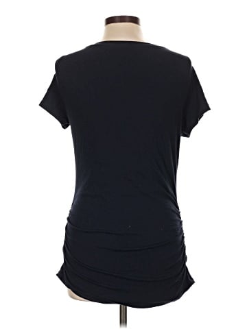 Old Navy Short Sleeve T-Shirt (view 2)
