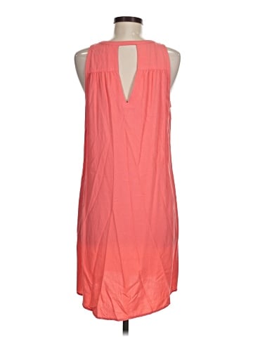 Old Navy Casual Dress (view 2)