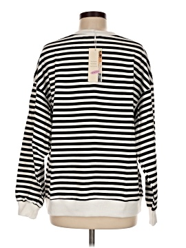 Dokotoo Pullover Sweater (view 2)