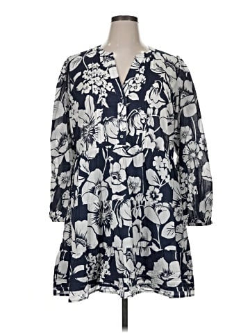 Vineyard Vines Casual Dress (view 1)