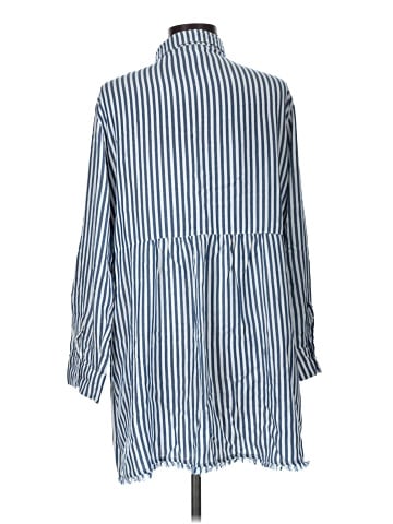 Tommy Bahama 3/4 Sleeve Button-Down Shirt (view 2)