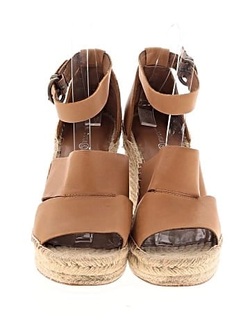 Treasure & Bond Wedges (view 2)