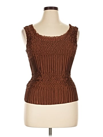 Komarov Sleeveless Top (view 1)