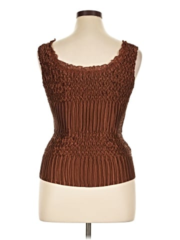 Komarov Sleeveless Top (view 2)
