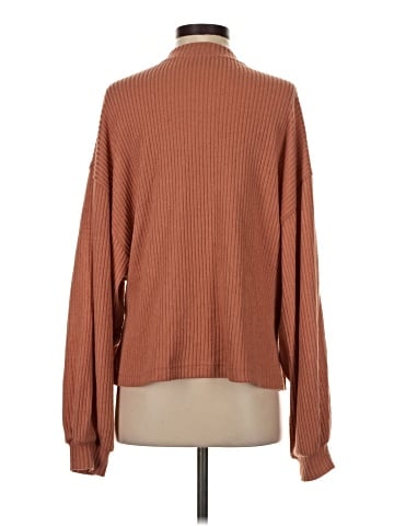 Urban Outfitters Pullover Sweater (view 2)