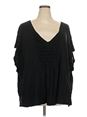 Belle Isle by Torrid 3/4 Sleeve T-Shirt (view 1)