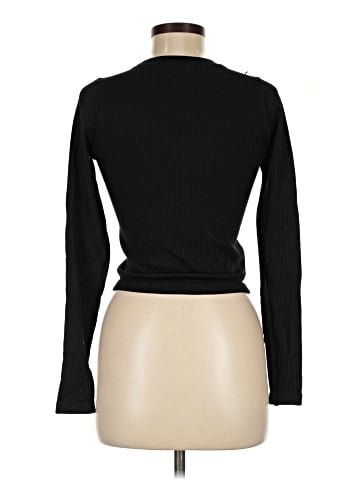 Old Navy Long Sleeve T-Shirt (view 2)