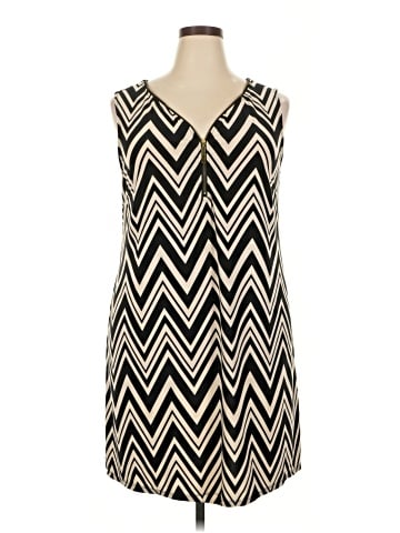 Tacera Sleeveless Top (view 1)