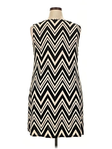Tacera Sleeveless Top (view 2)
