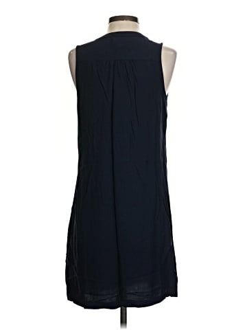 Old Navy Casual Dress (view 2)