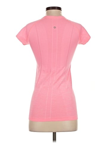Lululemon Athletica Short Sleeve T-Shirt (view 2)