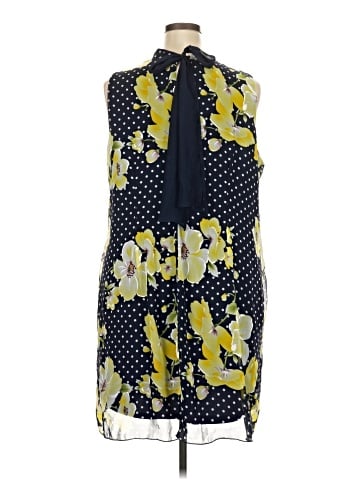 Signature by Robbie Bee Casual Dress (view 2)