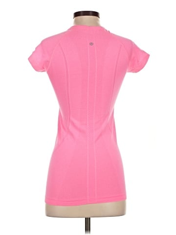 Lululemon Athletica Short Sleeve T-Shirt (view 2)