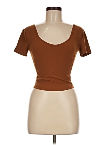 Lululemon Athletica Short Sleeve T-Shirt (view 1)