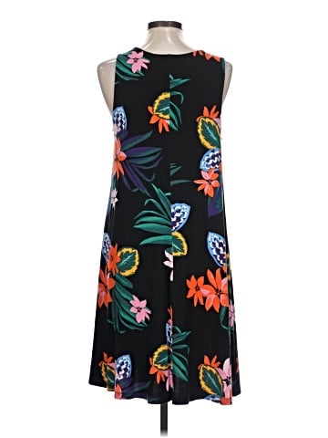 Old Navy Casual Dress (view 2)