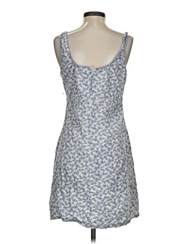 Old Navy Casual Dress (view 2)