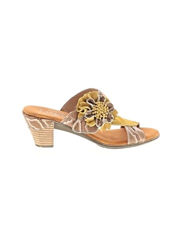 L'Artiste Sandals (view 1)
