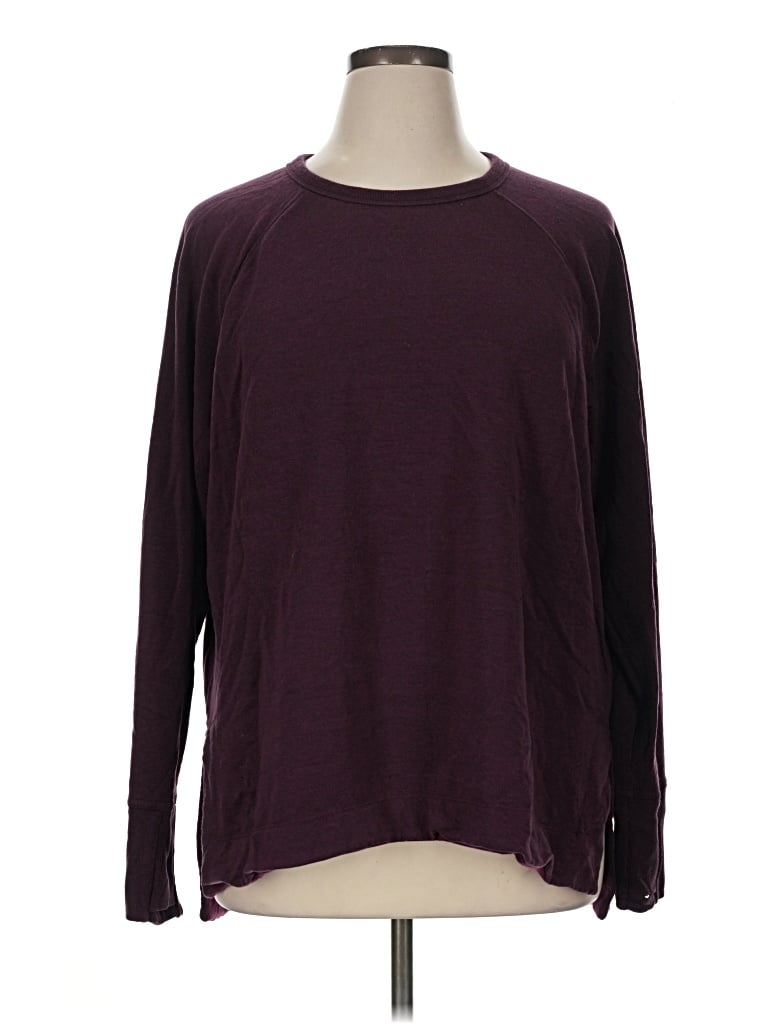 Pre-owned Athleta 3/4 Sleeve T-shirt In Burgundy