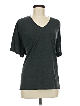 Lululemon Athletica Short Sleeve T-Shirt (view 1)