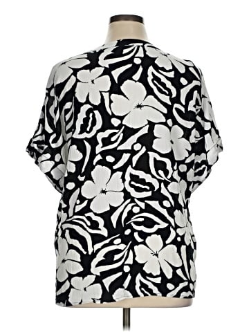 T Tahari Short Sleeve Blouse (view 2)