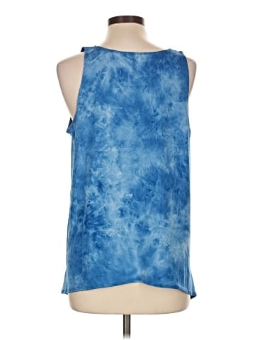 Neiman Marcus Sleeveless T-Shirt (view 2)