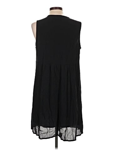 Old Navy Casual Dress (view 2)