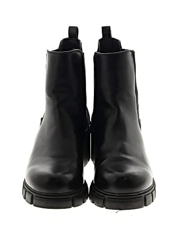 Madden Girl Ankle Boots (view 2)