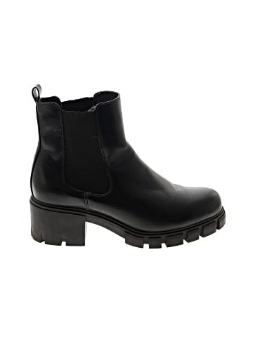 Madden Girl Ankle Boots (view 1)