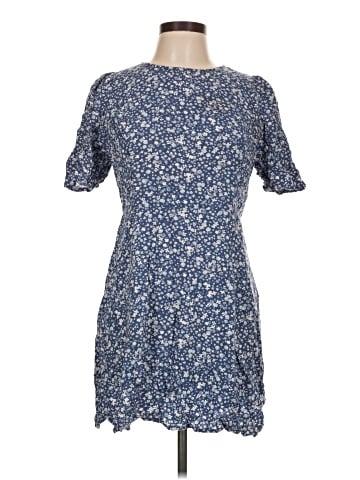 Old Navy Casual Dress (view 1)