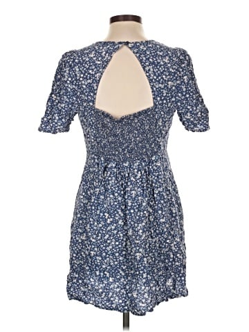 Old Navy Casual Dress (view 2)