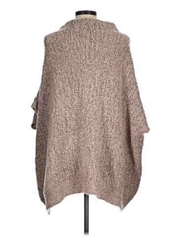 Alya Poncho (view 2)