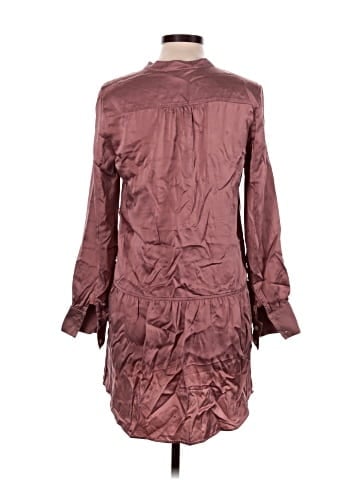 Banana Republic Casual Dress (view 2)