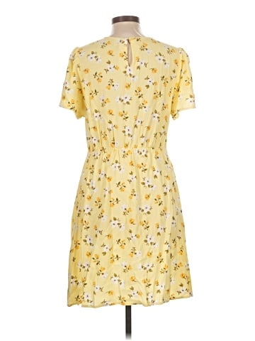 Old Navy Casual Dress (view 2)