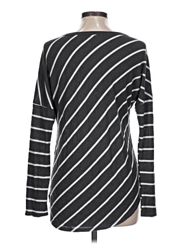 Korye Long Sleeve T-Shirt (view 2)