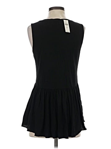t.la Sleeveless T-Shirt (view 2)