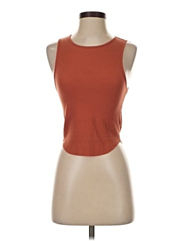 American Eagle Outfitters Sleeveless T-Shirt (view 1)