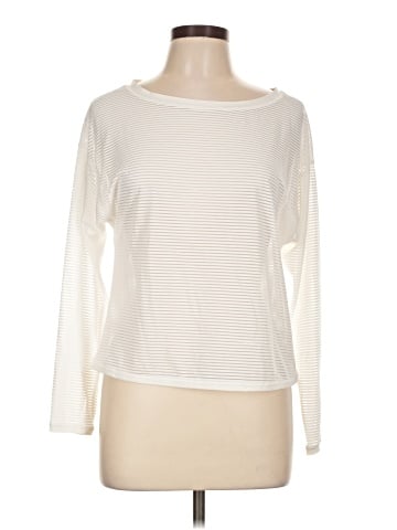 Lululemon Athletica Long Sleeve T-Shirt (view 1)