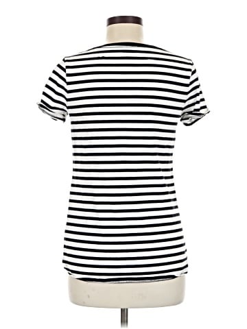 Old Navy Short Sleeve T-Shirt (view 2)