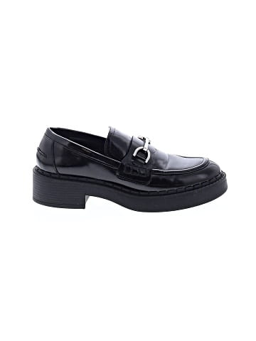 Zara Flats (view 1)